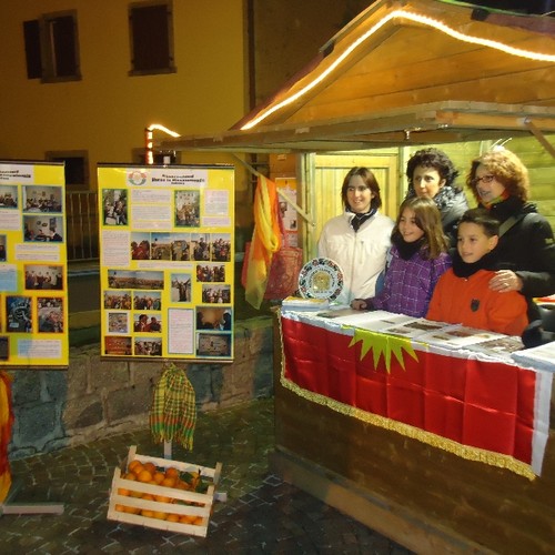 Associazione Verso la Mesopotamia - Mercatini Natale 2011 -